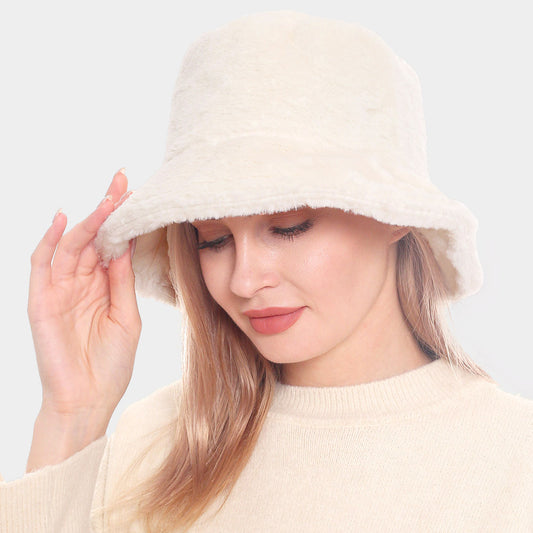 HATEGORY Faux Fur Solid Bucket Hat