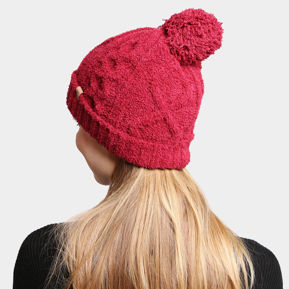 HATEGORY Solid Color Cable Knit Beanie