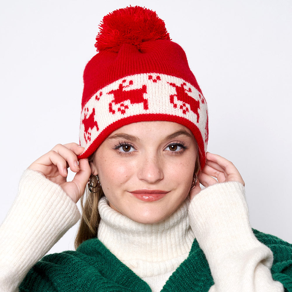 HATEGORY Reindeer Holiday Pom Pom Beanie Hat