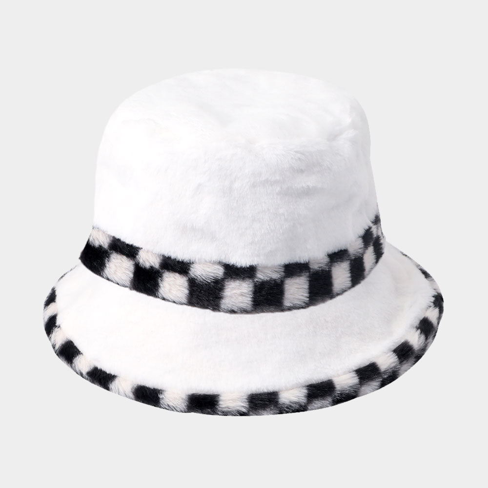 HATEGORY Check Pattern Detailed Faux Fur Bucket Hat