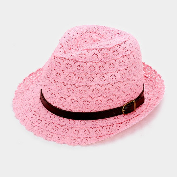 HATEGORY Crochet lace fedora hat with faux leather buckle belt