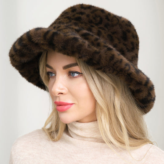 HATEGORY Soft Plush Faux Fur Leopard Print Winter Bucket Hat