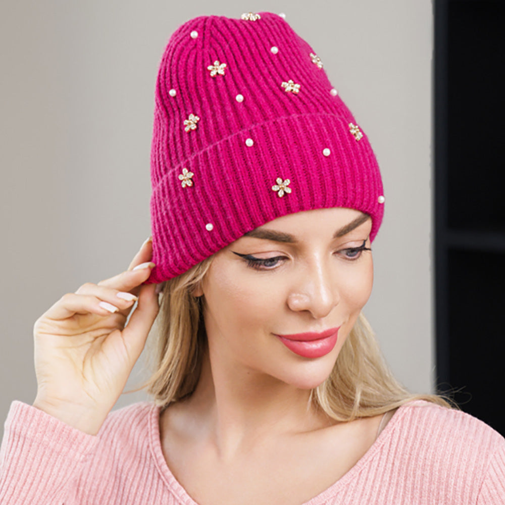 HATEGORY Flower Stone Charm Pearl Embellished Knitted Winter Beanie Hat