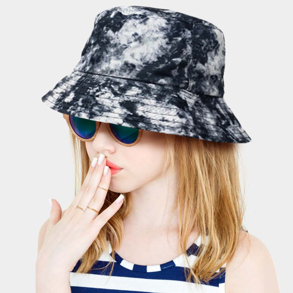 HATEGORY Tie Dye Bucket Hat