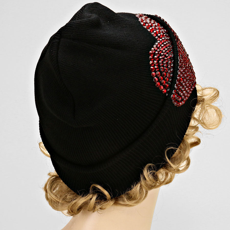 HATEGORY Heart Studded Acrylic Beanie