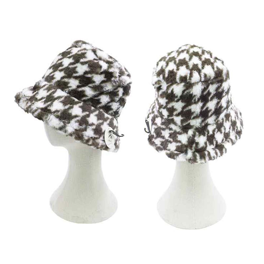HATEGORY Houndstooth Patterned Faux Fur Bucket Hat