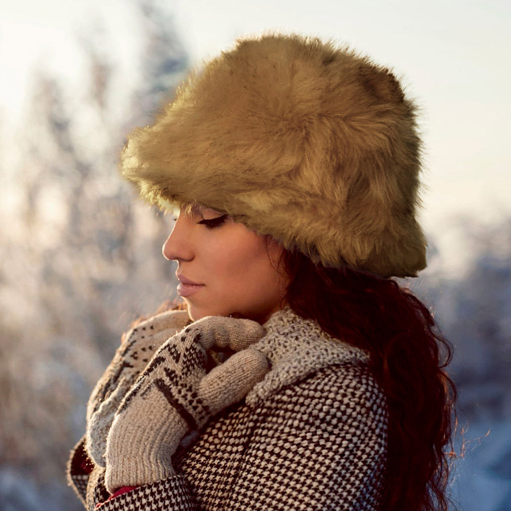 HATEGORY Fuzzy Faux Fur Bucket Hat